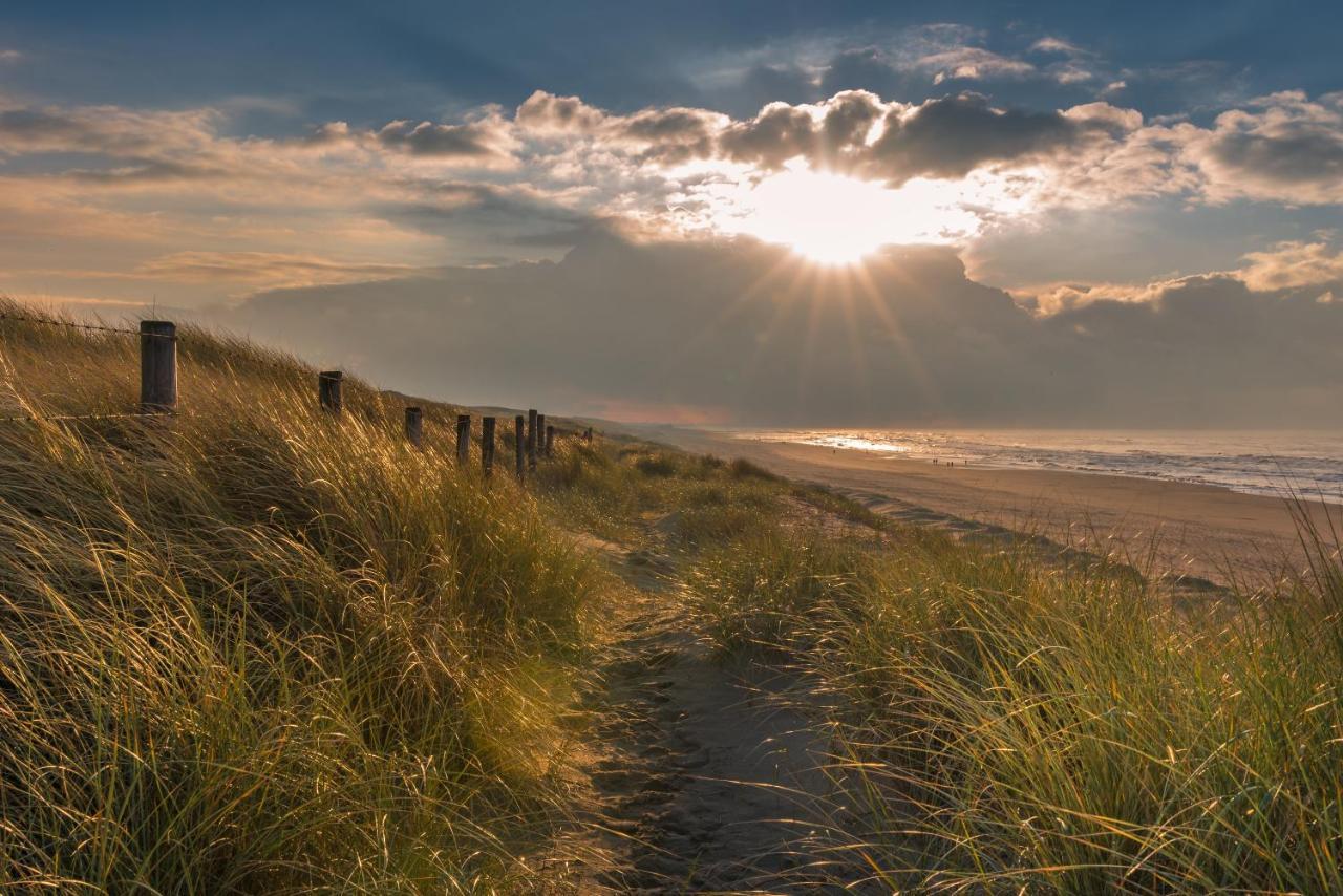 Hoekje Aan Zee 滨海卡特韦克 外观 照片